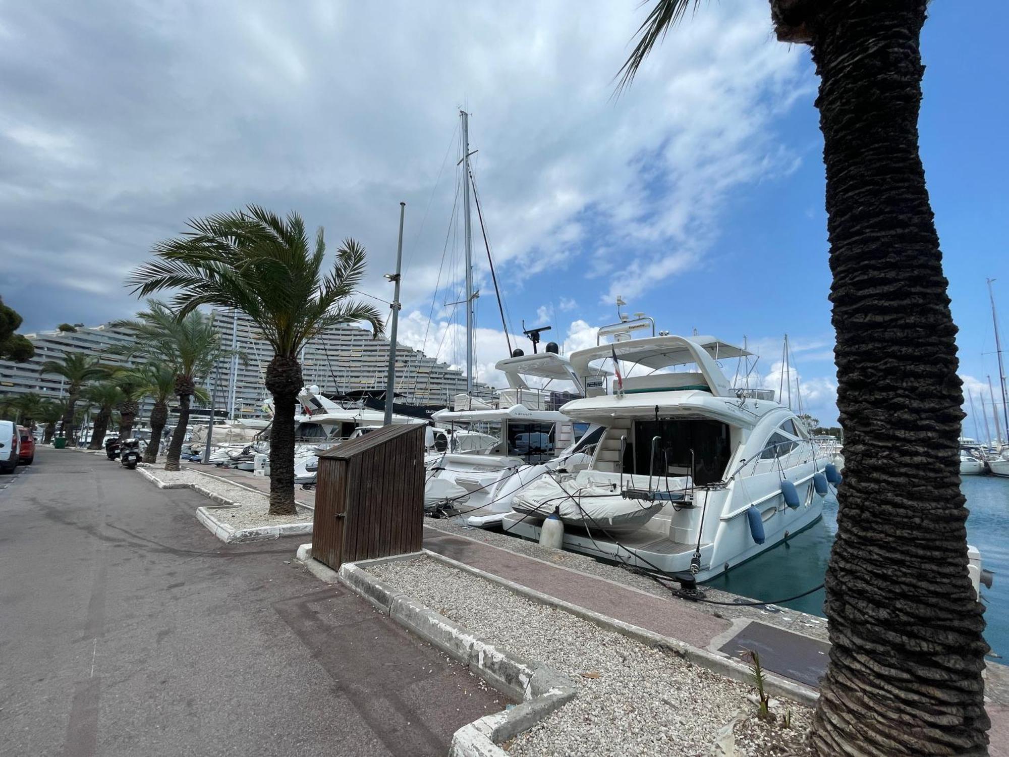 Studio A 2 Pas De La Plage Villeneuve-Loubet Dış mekan fotoğraf
