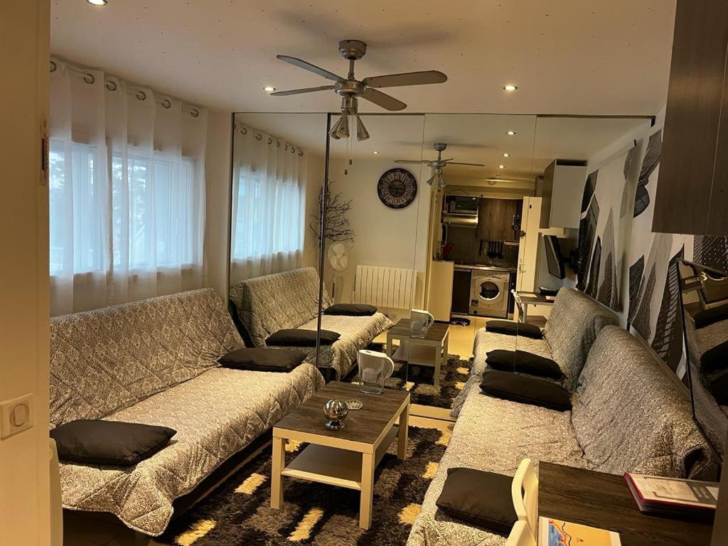 Studio A 2 Pas De La Plage Villeneuve-Loubet Dış mekan fotoğraf
